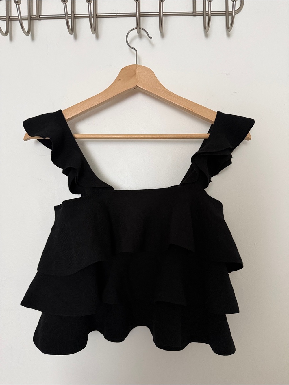 A.L.C. Ruffle Knit Crop Top - Black - size S